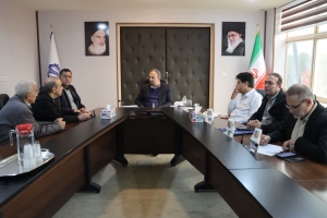 تصویر برگزاری میز خدمت و دیدار چهره‌به‌چهره شهردار ماهدشت با شهروندان