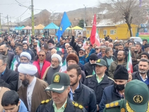 تصویر راهپیمایی یوم‌الله ۲۲ بهمن در شهرستان طالقان؛ حماسه‌ای دیگر در تاریخ ماندگار شد