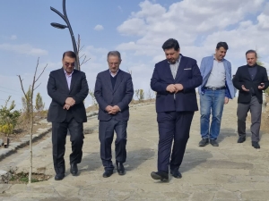تصویر البرز ظرفیت تبدیل شدن به قطب گردشگری کشور را دارد