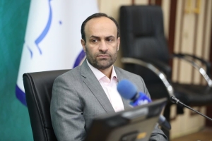تصویر همچنان باید در میدان حضور داشته باشیم