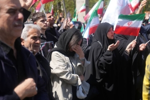 تصویر برگزاری آیین اربعین شهید آیت‌الله خامنه‌ای (ره) در کرج