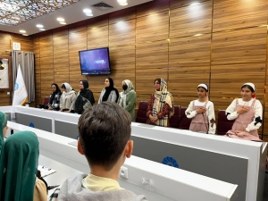 تصویر ویژه برنامه گرامیداشت روز خلیج فارس در کتابخانه عمومی علامه حلی کرج