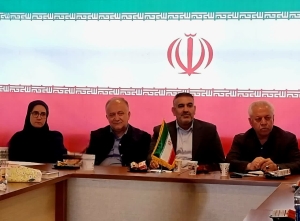 تصویر خانه احزاب البرز باید در کشور فعال باشد