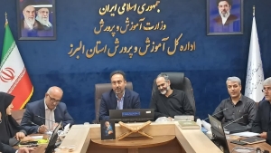 تصویر زیر ساخت های آموزشی البرز پاسخگوی جمعیت دانش آموزی آن نیست