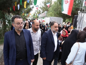 تصویر جشن باشکوه «کیلومتری غدیر» در کمال‌شهر
