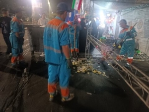 تصویر شهرداری کرج با ۲۰۰ نیروی خدمات شهری از مسیرهای پیاده‌روی عید غدیر خم پشتیبانی کرد