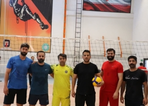 تصویر مسابقات والیبال آتش نشانان فردیس با قهرمانی ایستگاه ۱۰۳ به پایان رسید