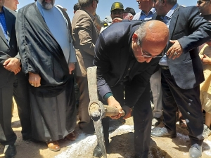 تصویر کلنگ‌زنی نخستین میدان عرضه دام استان البرز در اشتهارد