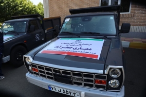 تصویر ۱۴ دستگاه خودروی خدماتی به دهیاری‌های استان تحویل شد
