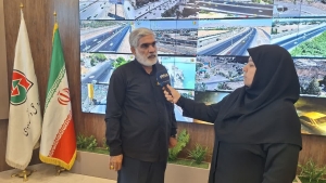 تصویر ارائه خدمات دهی به زائران تشییع رهبر شهید در البرز با تمام توان