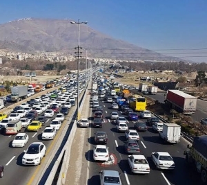 تصویر تردد در محورهای مواصلاتی استان البرز ایمن و روان است