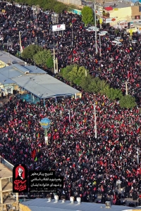 تصویر تصاویر هوایی  از «بدرقه آقای شهید ایران» در میان جمعیت عظیم مردم قم در مسجد مقدس جمکران