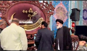 تصویر تابلویی متبرک به نام بقیةالله(عج) و مزین به اشعار رهبر شهید انقلاب»