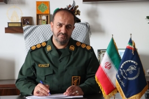 تصویر رهبر شهید انقلاب پایه گذار بزرگترین جریان اجتماعی تاریخ کشور است